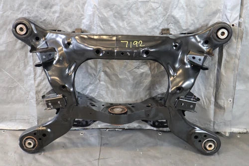 20 21 22 INFINITI Q60 COUPE VR30 TURBO OEM REAR SUBFRAME CROSS MEMBER #7192 3.0T