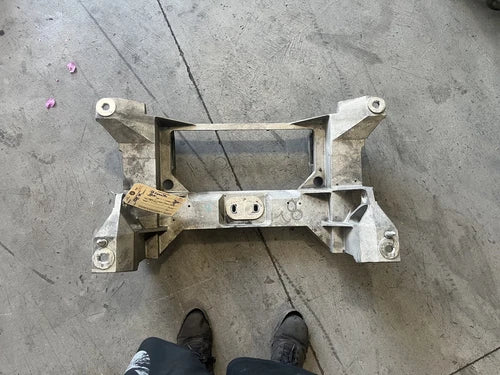 1999-2004 C5 Chevrolet Corvette Oem Rear Subframe Differential Cradle 99-04 Sub