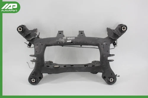 ✅ 06-13 BMW E90 335d 128i Axle Subframe Cross Member Carrier 3331678371 OEM Rear