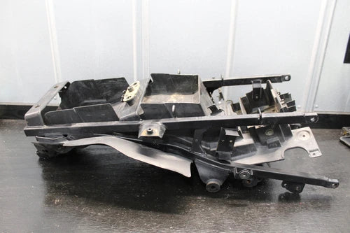 04 05 06 SUZUKI VSTROM DL OEM REAR SUBFRAME BACK SUB FRAME BATTERY TRAY 2004 650