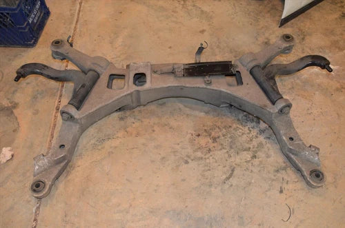 2002 VOLVO S60 NON TURBO AUTO SUB FRAME CROSS MEMBER 09492948 OEM 02 REAR